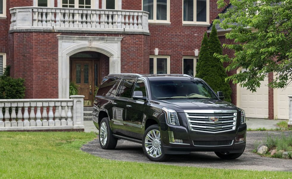 Rental Cadillac Escalade Dubai for the supreme driving